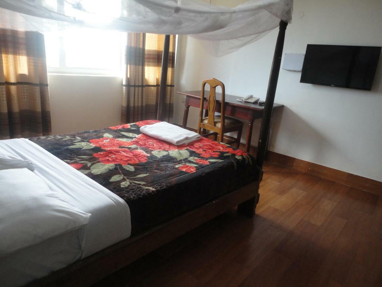 Entebbe Flights Motel Zewnętrze zdjęcie