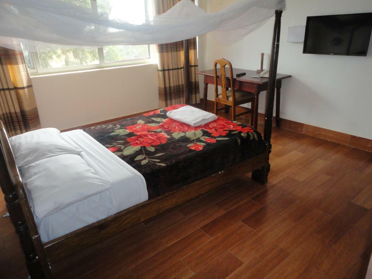 Entebbe Flights Motel Zewnętrze zdjęcie